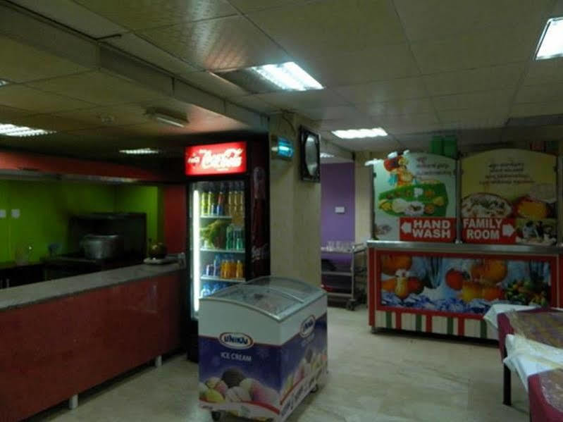 Zagy Hotel Dubai Bagian luar foto