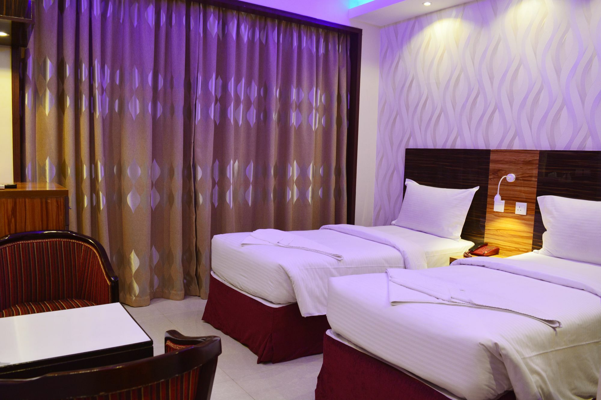 Zagy Hotel Dubai Bagian luar foto